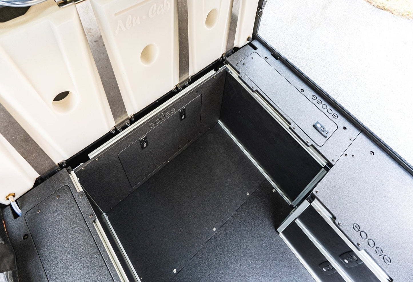GOOSE GEAR Alu-Cab Canopy Camper V2 - Toyota Tacoma 2005-Present 2nd & 3rd Gen. - Front Utility Module - 5' Bed - 2748-GGR-SH