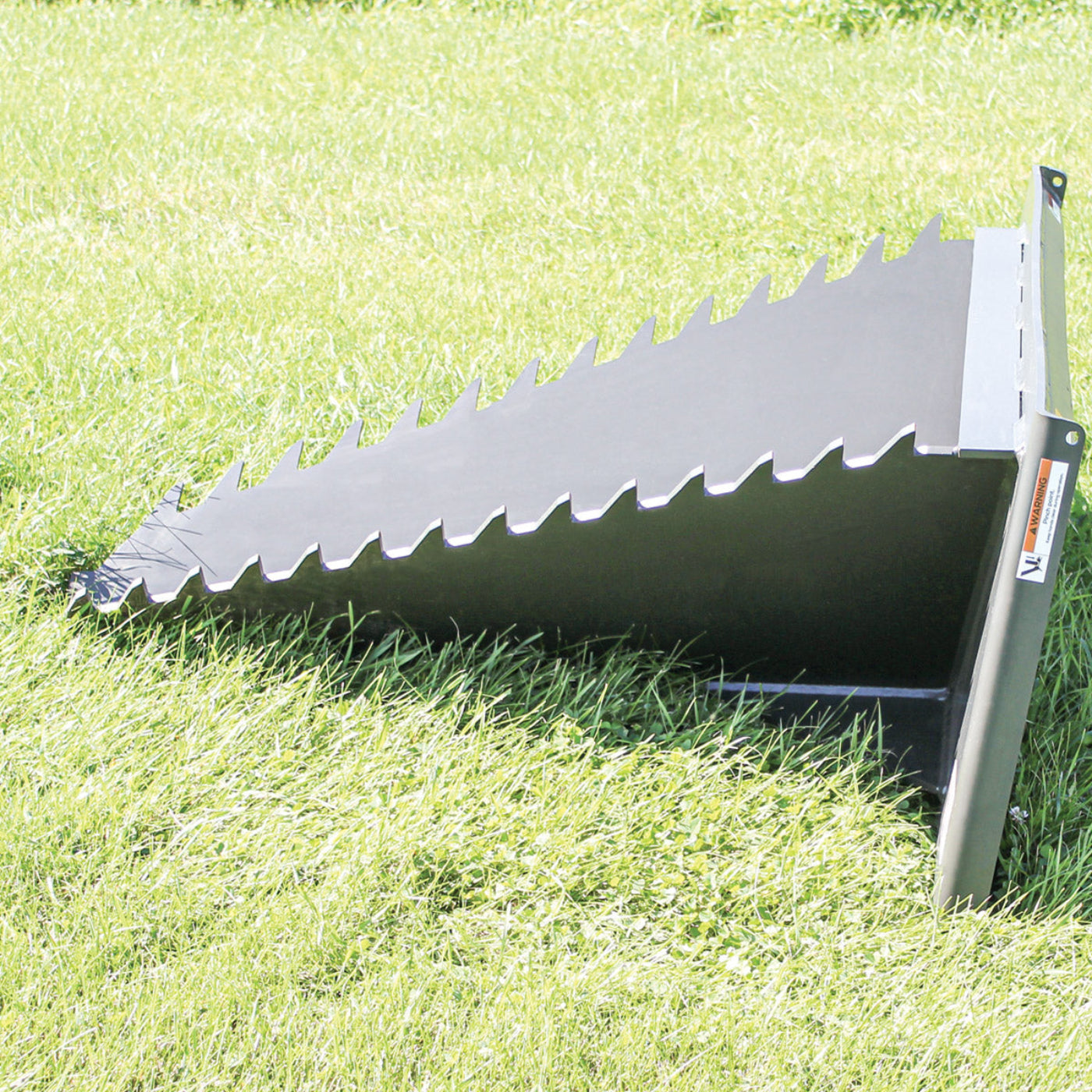 Grey Wolf Skid Steer Stump Bucket  - (1062)
