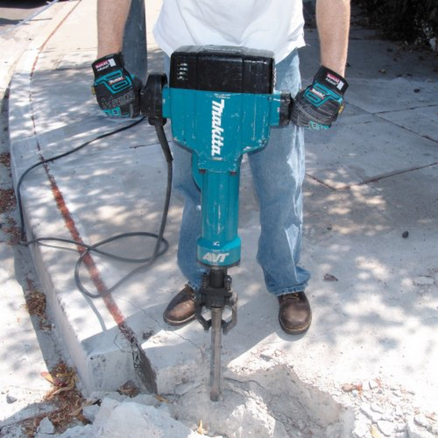 Makita 70 Lb. Breaker Hammer - HM1810X3