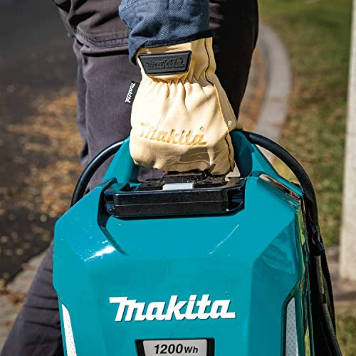 Makita (CBU02Z) 40V Max ConnectX Brushless Backpack Blower (Bare Tool) - CBU02Z