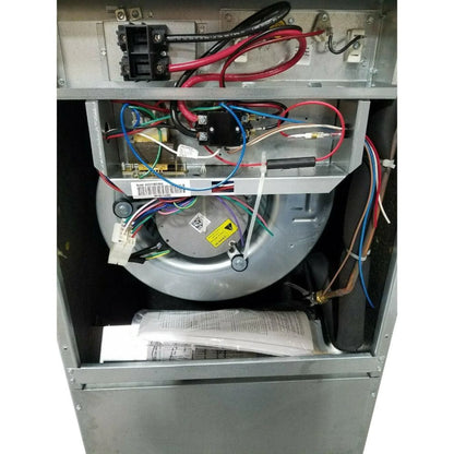 Goodman - 2 Ton/24,000 BTU Wall Mount Air Handler With Built-In 8kW Heater - 230V - R32 - AWST24SU1308
