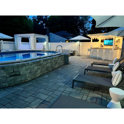 Taverns To Go 8' x 5' Backyard Bar