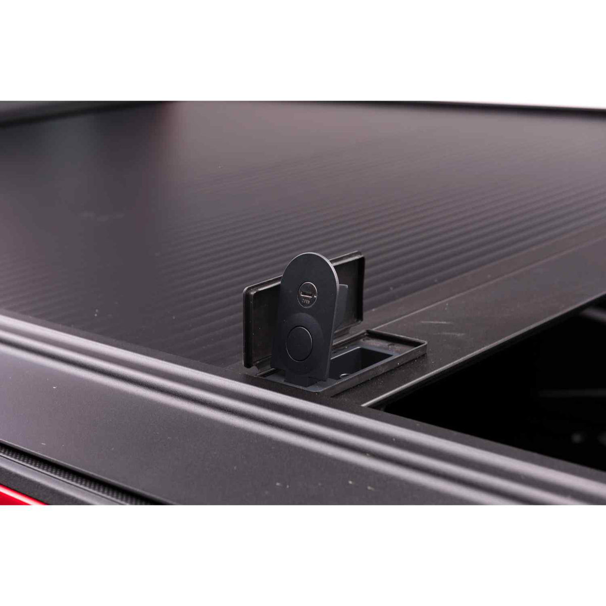 RetraxONE MX Tacoma Manual Retractable Tonneau Cover - RTX-60852