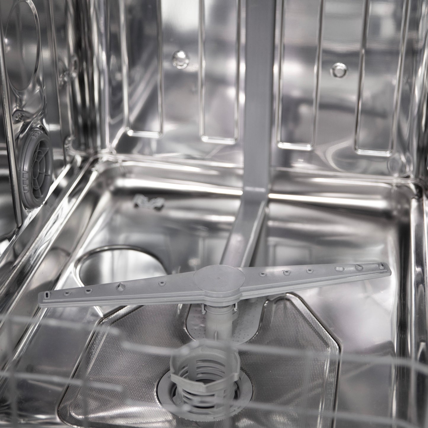 Avanti 18" Built In Dishwasher - DWF18V0W