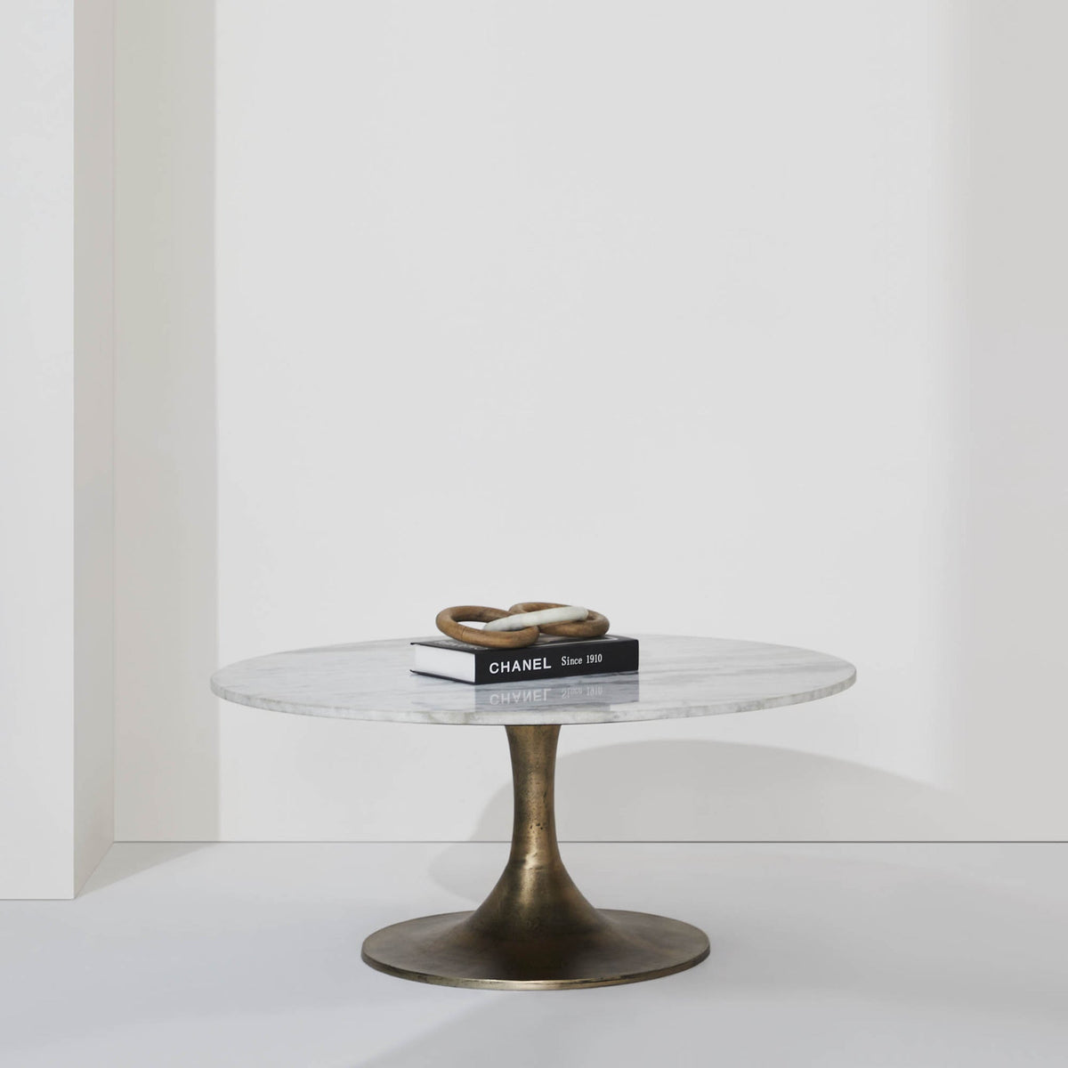 RenWil Loveada Round Coffee Table TA457 - TA457
