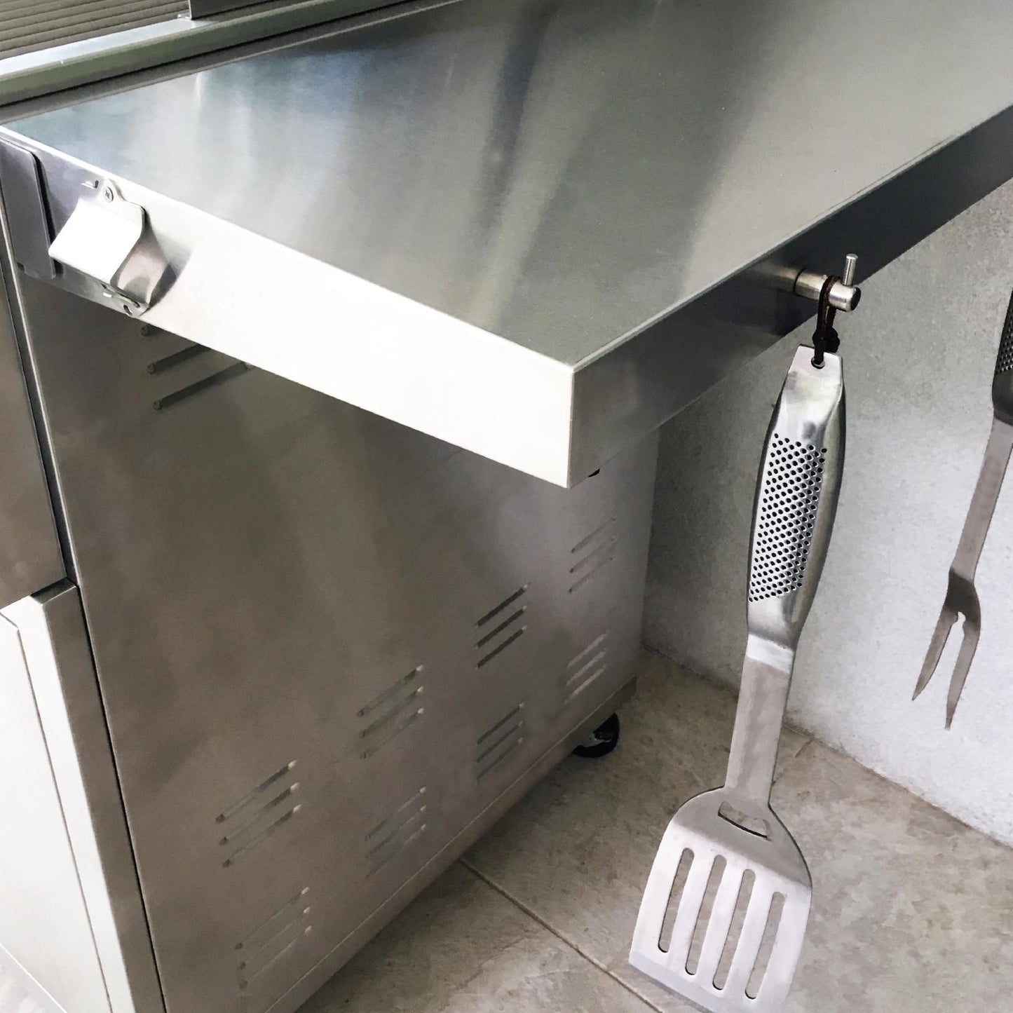 XO APPLIANCE XOG42CART 42" in Stainless Steel Cart in Stainless Steel - XOG42CART