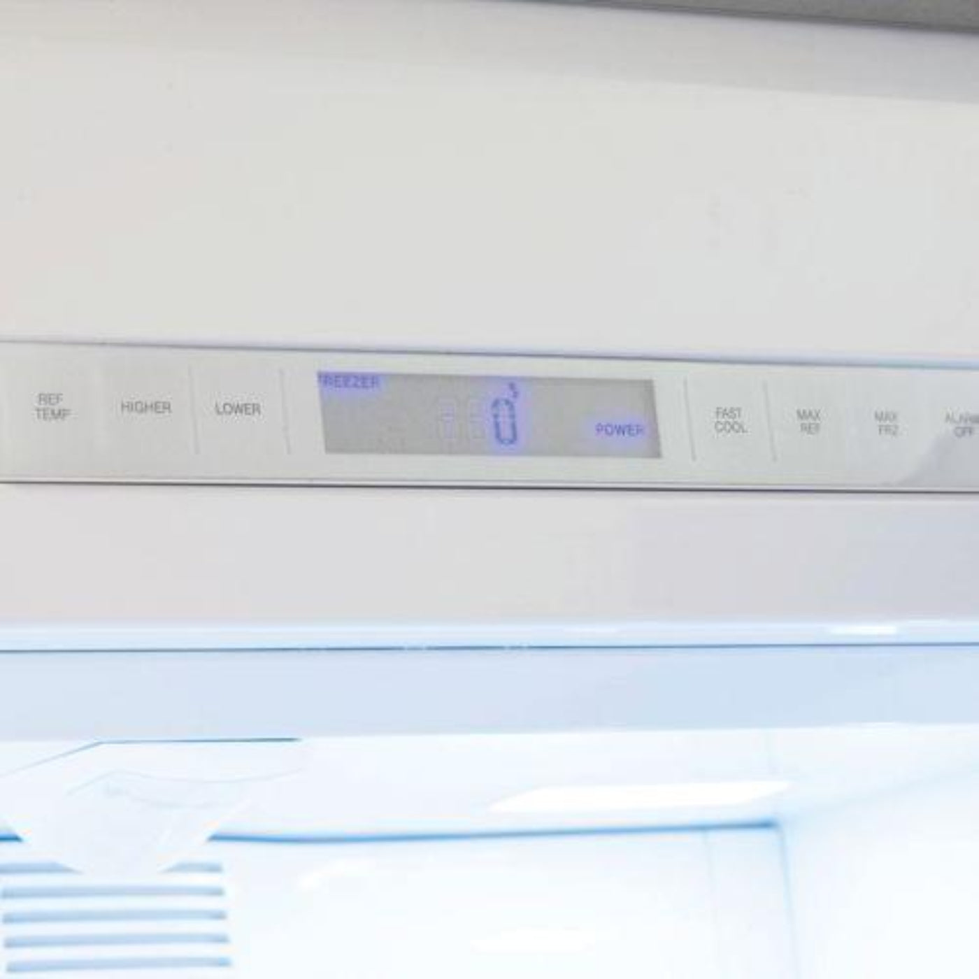 VIKING 48" Side-by-Side Refrigerator/Freezer in Stainless Steel - VCSB5484SS