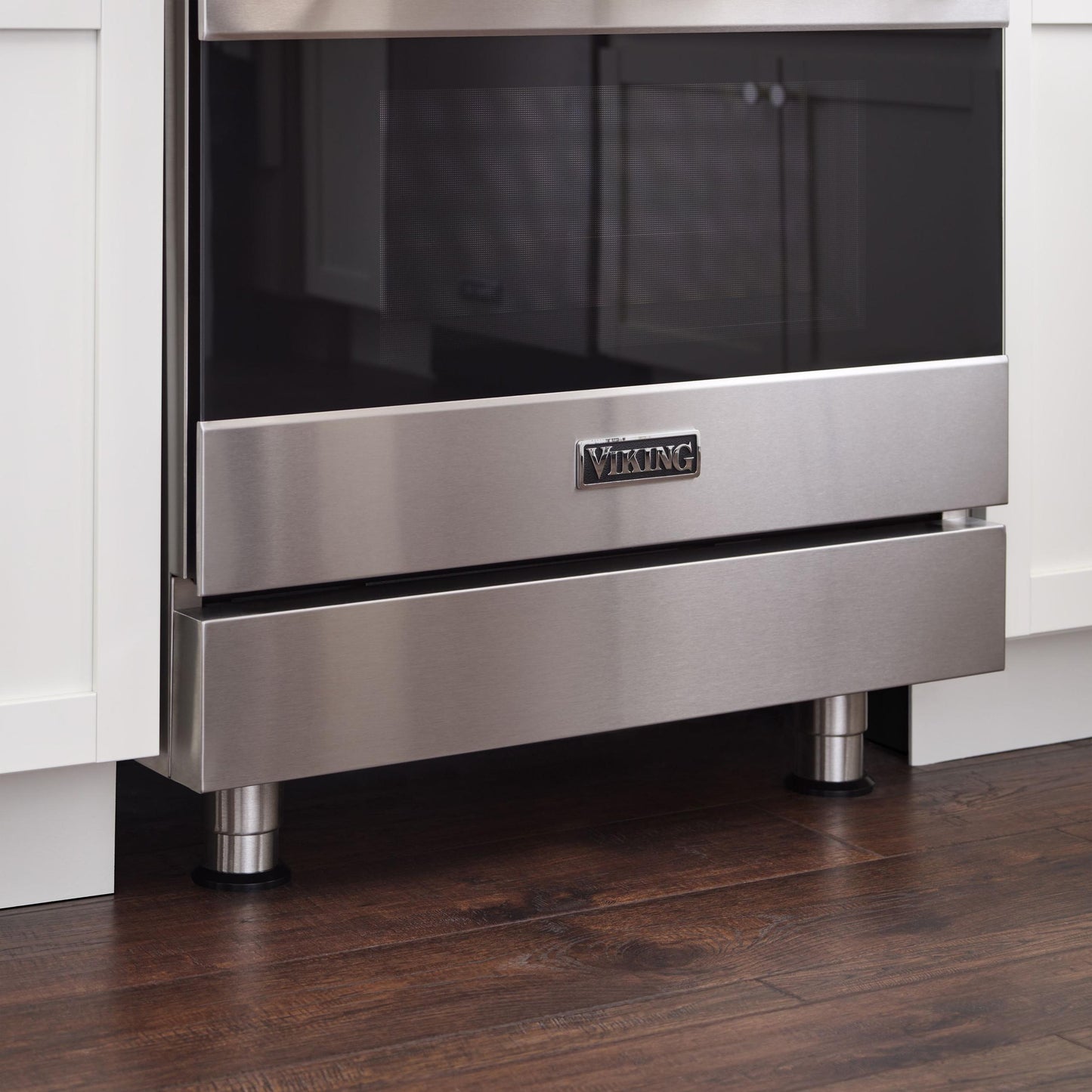 VIKING 30" Self-Cleaning Dual Fuel Range Viking 3 Series Gray - RVDR33025BSQLP