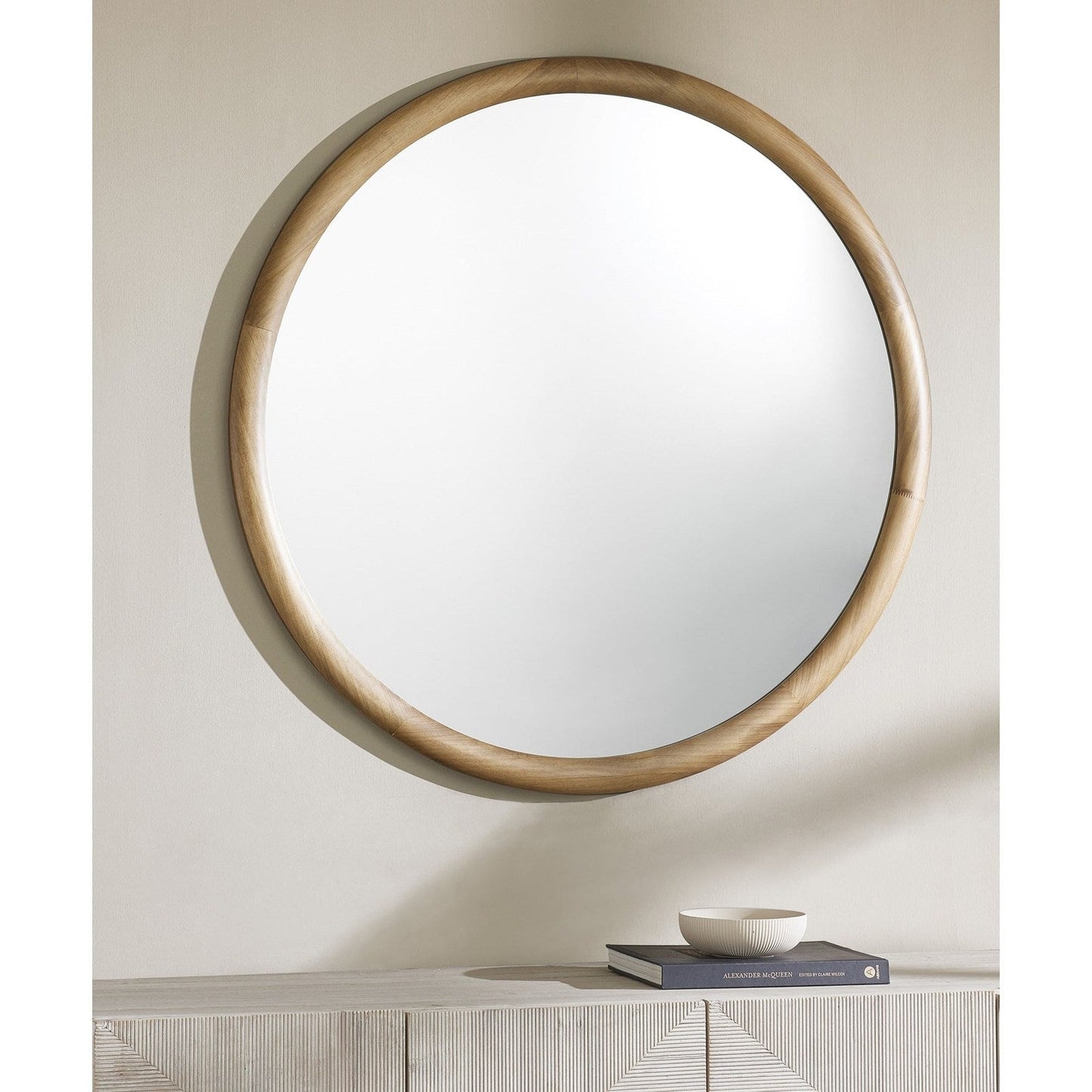 RenWil Lillith Round Mirror NDD22M002 - MT2468