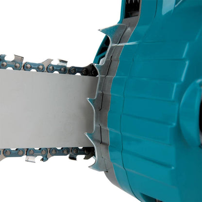 Makita GCU06T1 40V MAX XGT 18 In. 5.0Ah Chainsaw Kit & FREE Makita GBU01Z