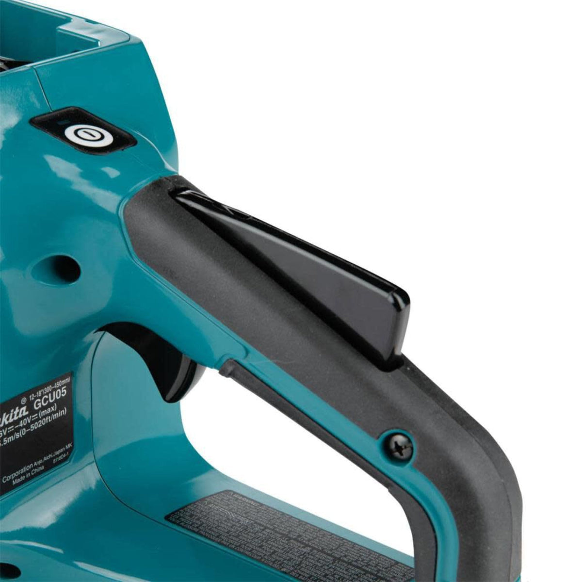 Makita (GCU06T1) 40V MAX XGT 18 In. 5.0Ah Chainsaw Kit - GCU06T1