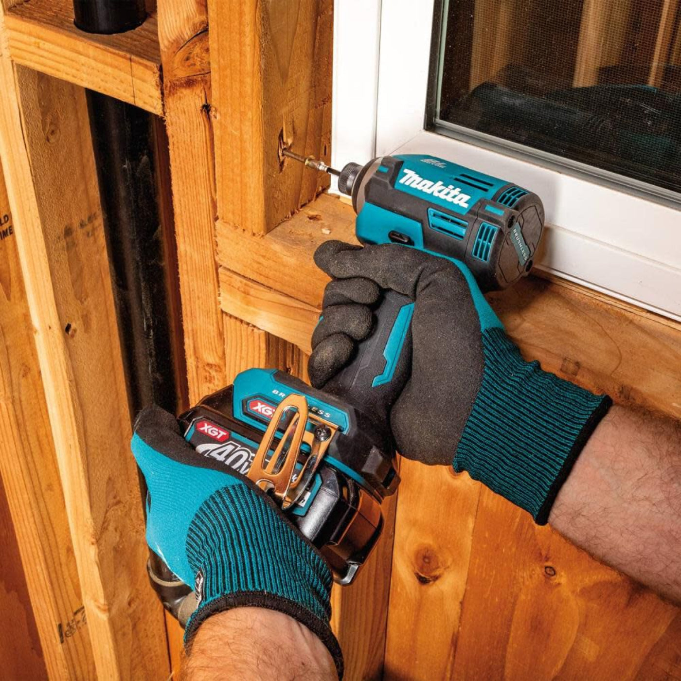 Makita (GDT02D) 40V Max XGT Impact Driver 2.5Ah Kit - GDT02D