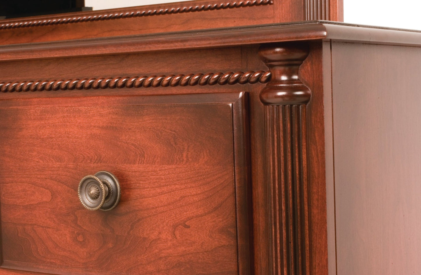QW Amish Millcraft Fur Elise Dresser w/ Optional Mirror - MD664DR